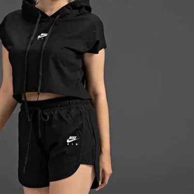 ست کراپ کلاه‌دار و شلوارک دورس Nike Air